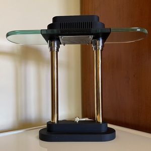 Vintage Portable  Bankers Lamp with Halogen lightin